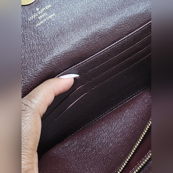 Authentic Louis Vuitton Monogram Idylle Pattern Sarah Wallet ( Mini Lin) - Picture 7 of 14
